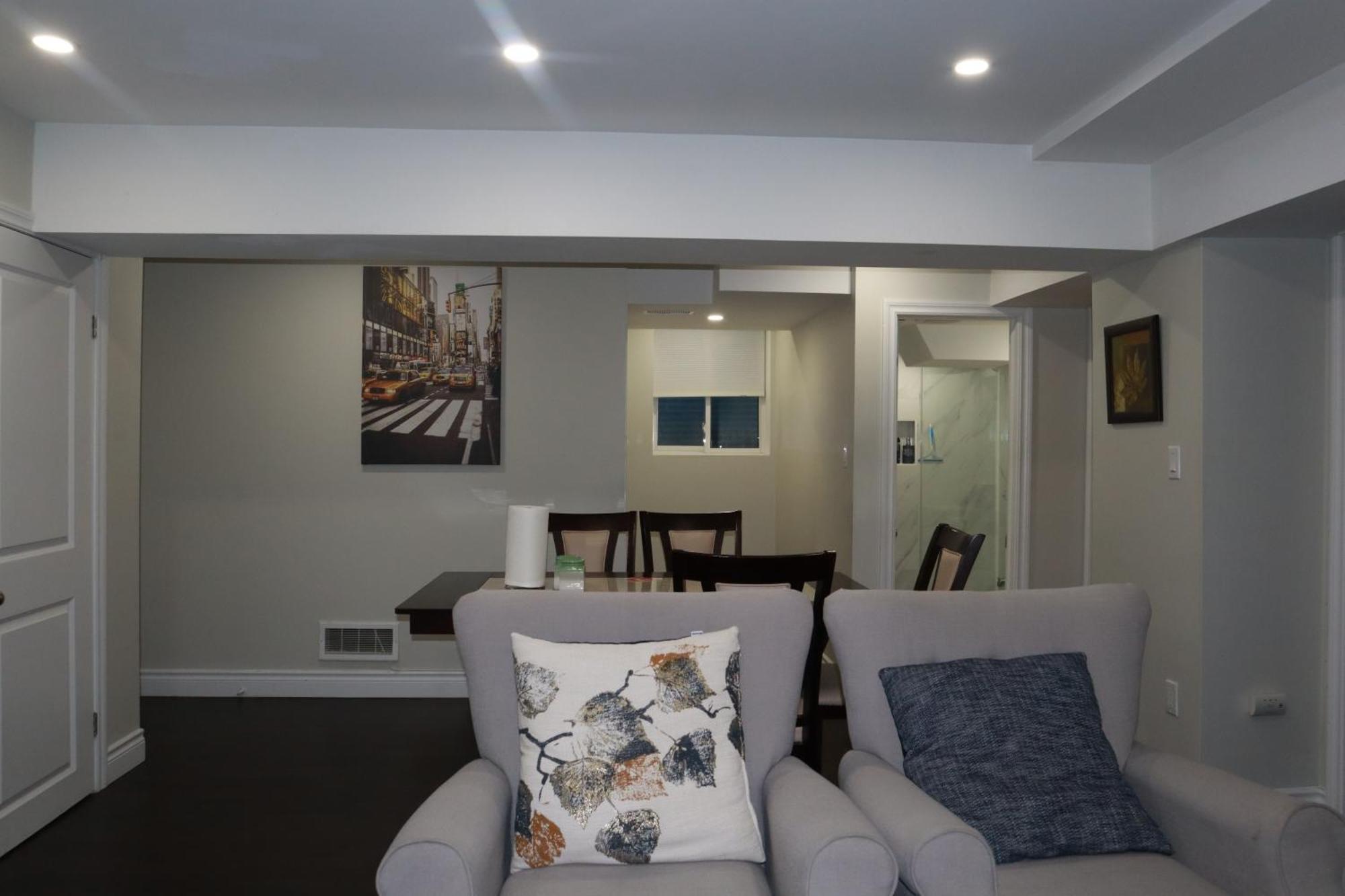 Stunning Furnished 2Bedroom/2Washroom Apartment Brampton Buitenkant foto