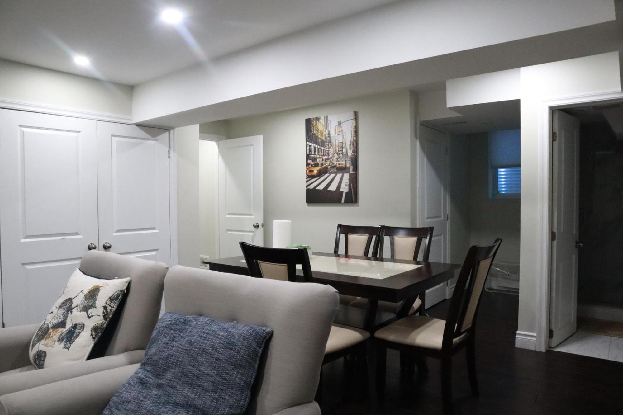 Stunning Furnished 2Bedroom/2Washroom Apartment Brampton Buitenkant foto