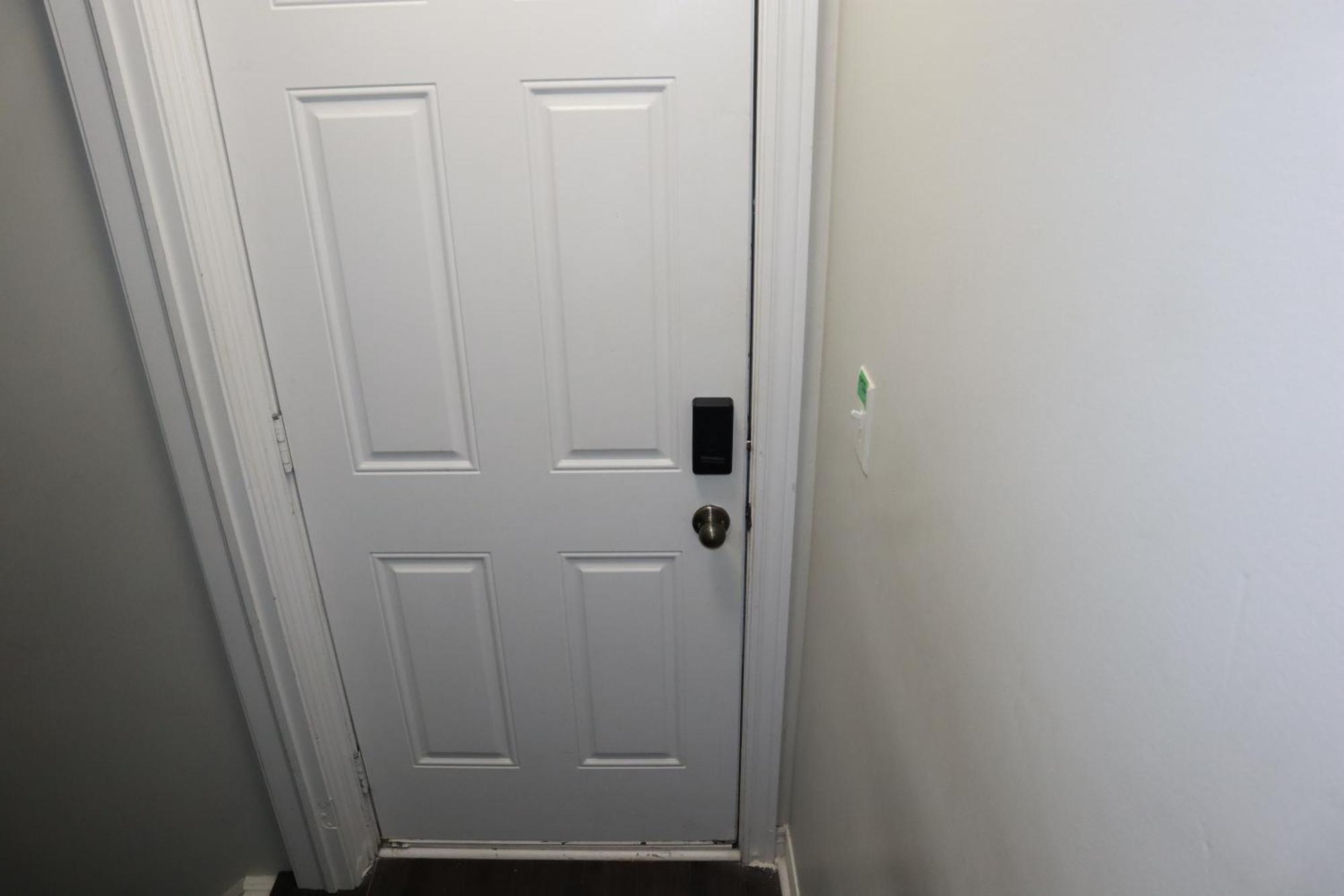 Stunning Furnished 2Bedroom/2Washroom Apartment Brampton Buitenkant foto